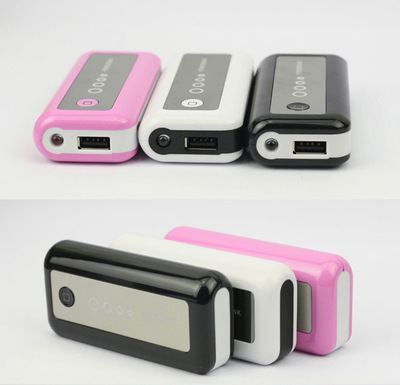 深圳喬威5600毫安移動電源 廠家直銷，便攜照明，數(shù)碼生活好伴侶